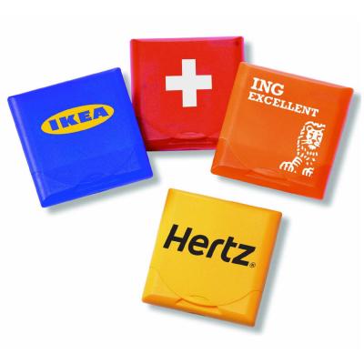 Doosje met pleisters en andere verzorgingsprodukten als relatiegeschenk met verschillende samenstellingen mogelijk